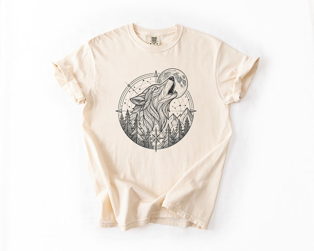 Howling Wolf T-Shirt - Ivory