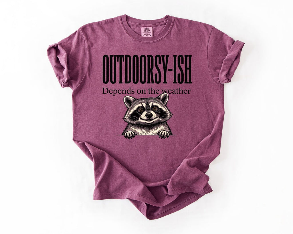 Outdoorsy-ish Raccoon T-Shirt - Berry