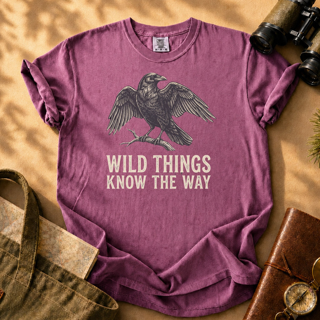Raven Graphic Tee - Berry